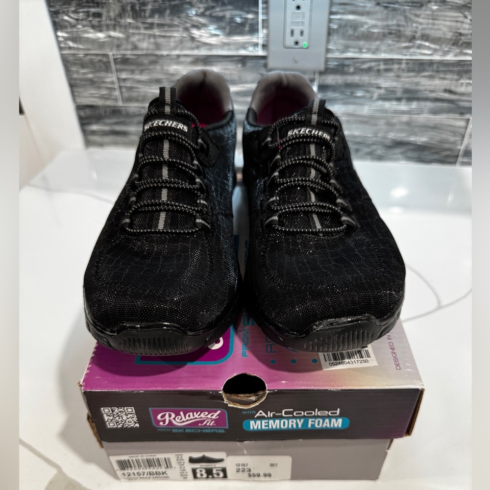 Skechers Women's Black Sneakers with Memory Foam